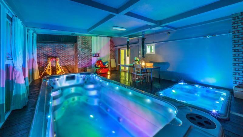 괴산 글램펜션 (Goesan Glam Pension)