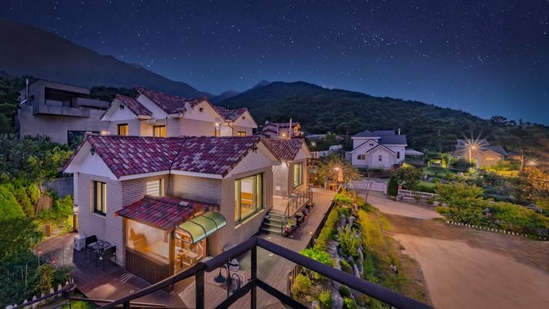 강화도 룰루랄라스파펜션 (Lululala Spa Pension in Ganghwado Island)