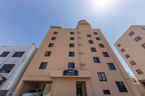 1962 비즈니스 호텔 춘천점 (1962 Business Hotel Chuncheon Branch)