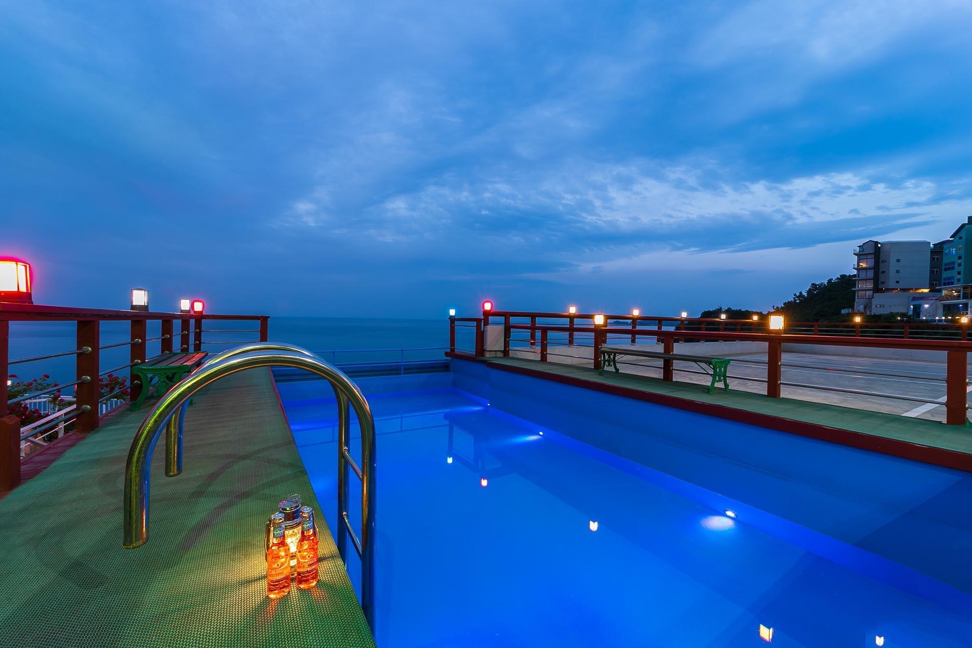 삼척 베네치아 펜션 (Samcheok Benecia Pension)