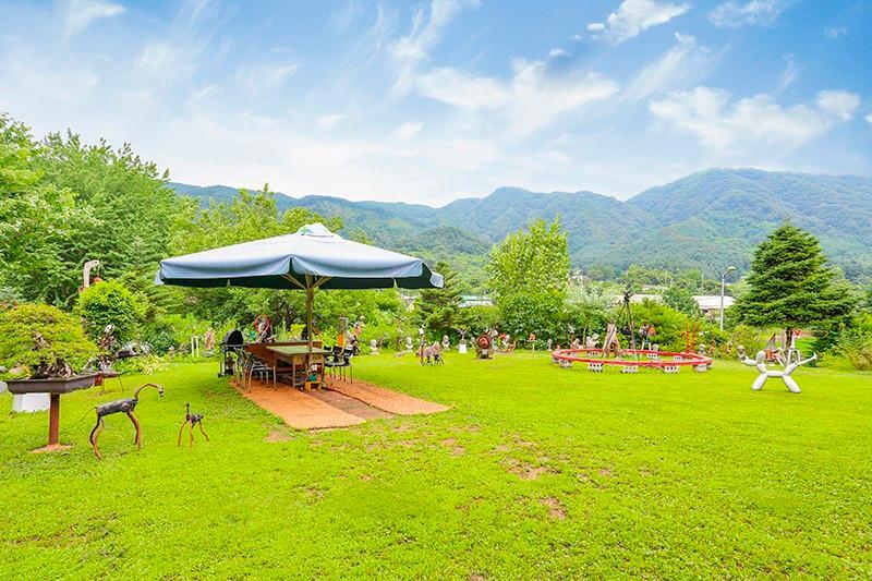 가평 시간이멈춘마을펜션 (Gapyeong Sigani Meomchun Maeul Pension)