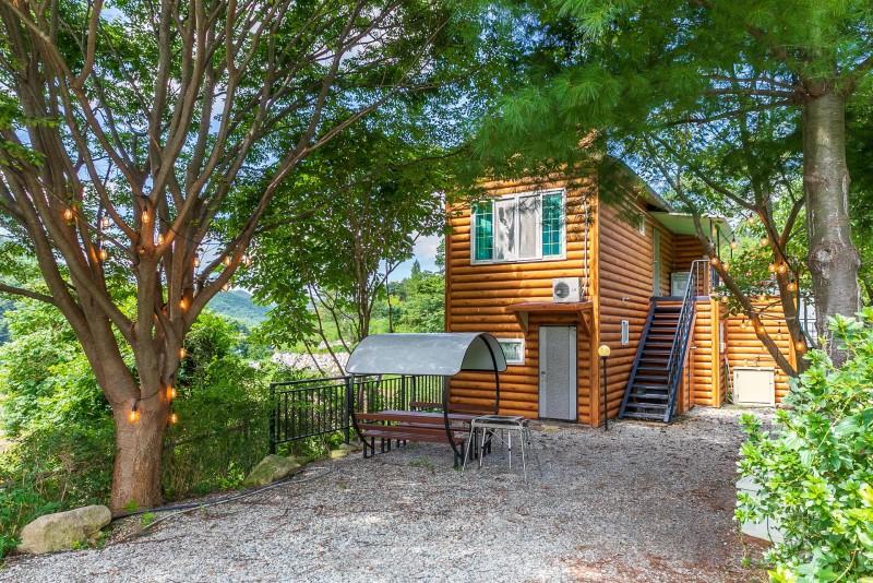 논산 대둔산수락호수펜션(구 산초의집) (Nonsan Daedunsan Surak Lake Pension (formerly Sancho House))