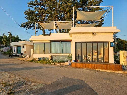 고성 스테이나루 (Goseong Stay Naru)