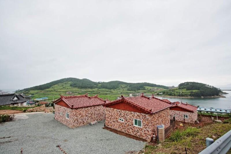 완도 청산도 힐링하우스펜션 (Wando Cheongsando Healing House Pension)
