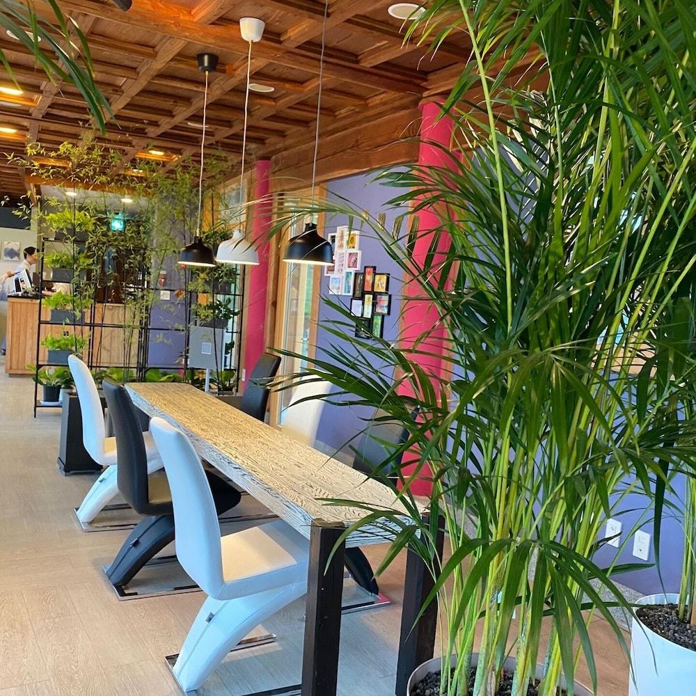 한옥호텔 오동재 (Korea Traditional Hotel O Dong Jae)