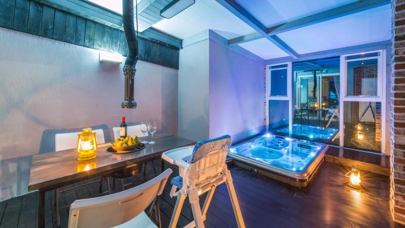 괴산 글램펜션 (Goesan Glam Pension)