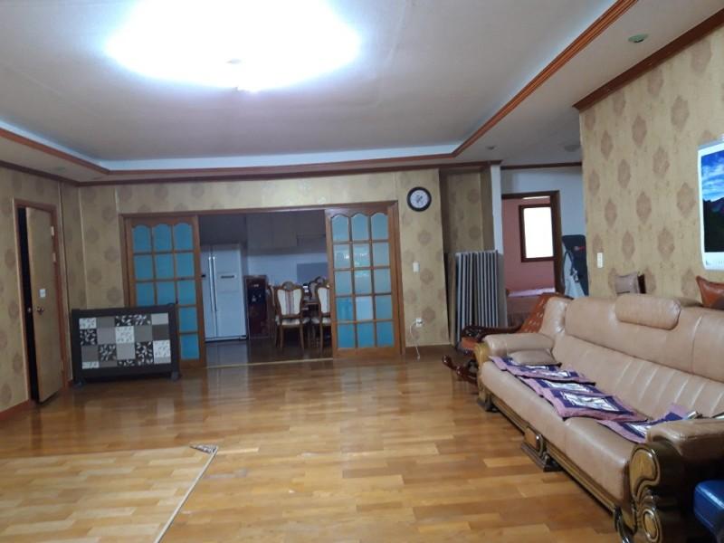 양평 계곡소나무펜션 (Yangpyeong Valley Pine Pension)