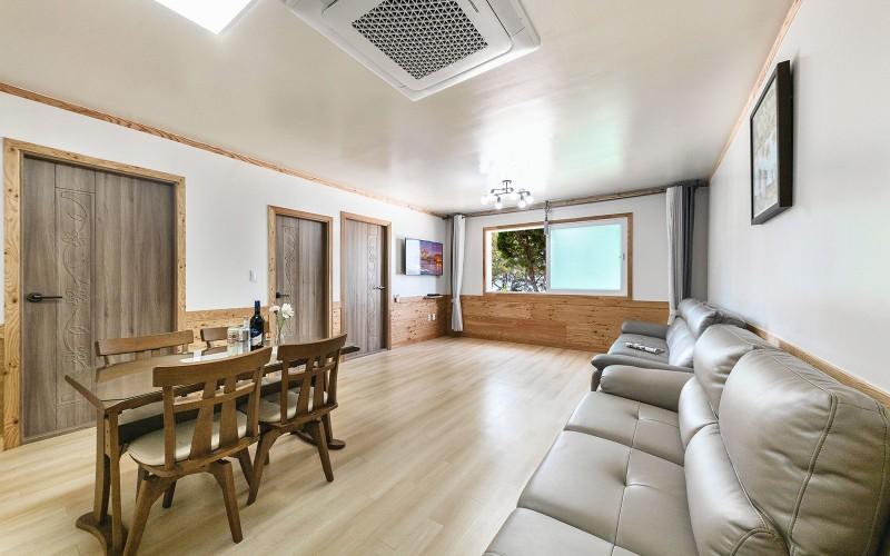 여수 금오도 시공간펜션 (Yeosu Geumodo Time and Space Pension)