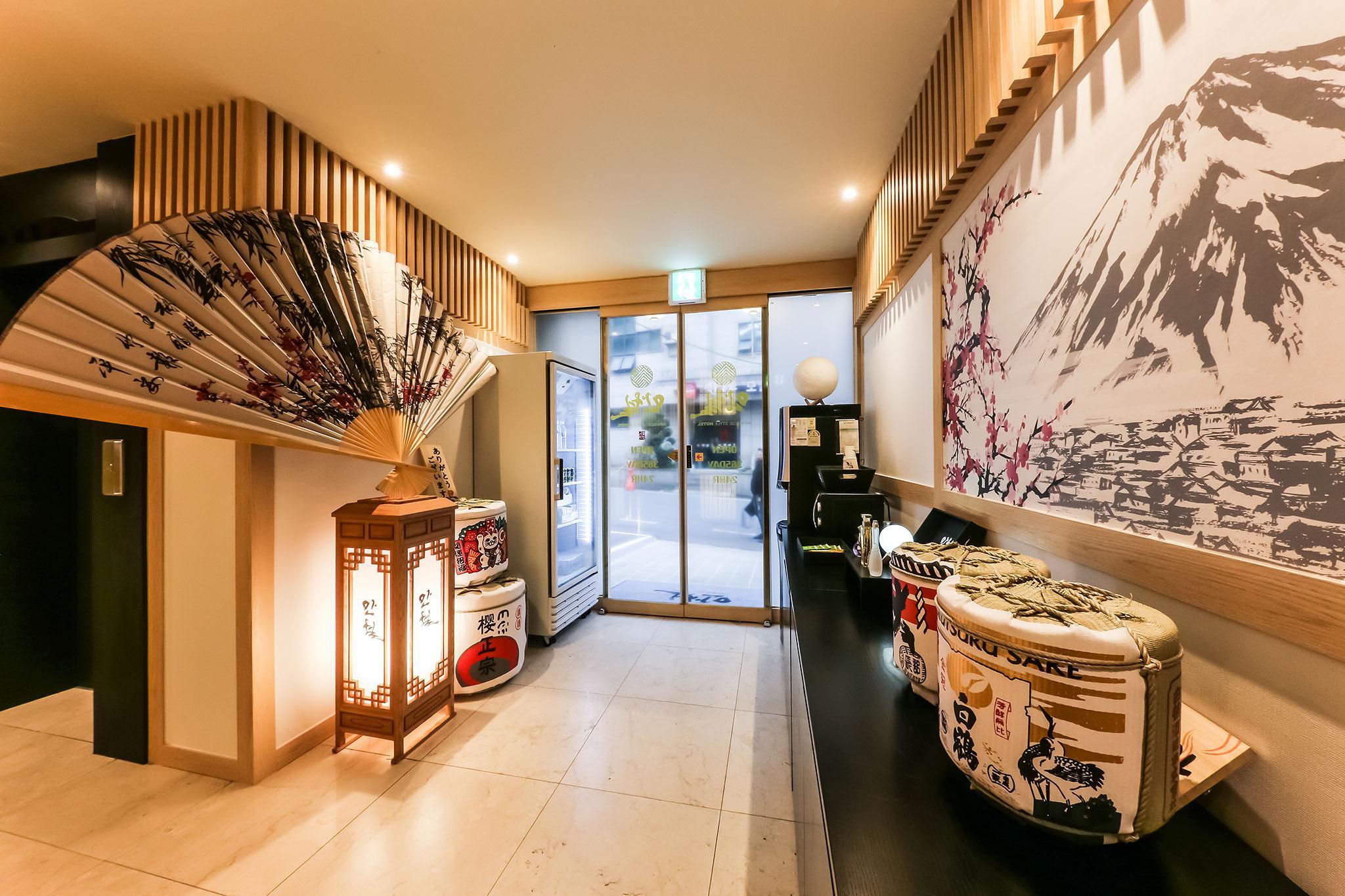 만월 호텔 (Manwol Hotel)