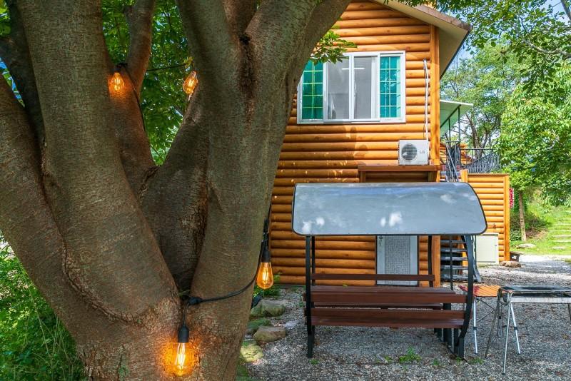 논산 대둔산수락호수펜션(구 산초의집) (Nonsan Daedunsan Surak Lake Pension (formerly Sancho House))