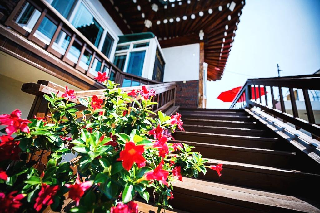 속초 설악솔 한옥스테이 (Sokcho Seoraksol Hanok Stay)