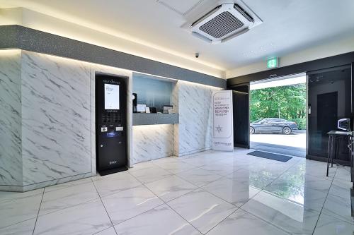 호텔리온 (Hotel Lion)