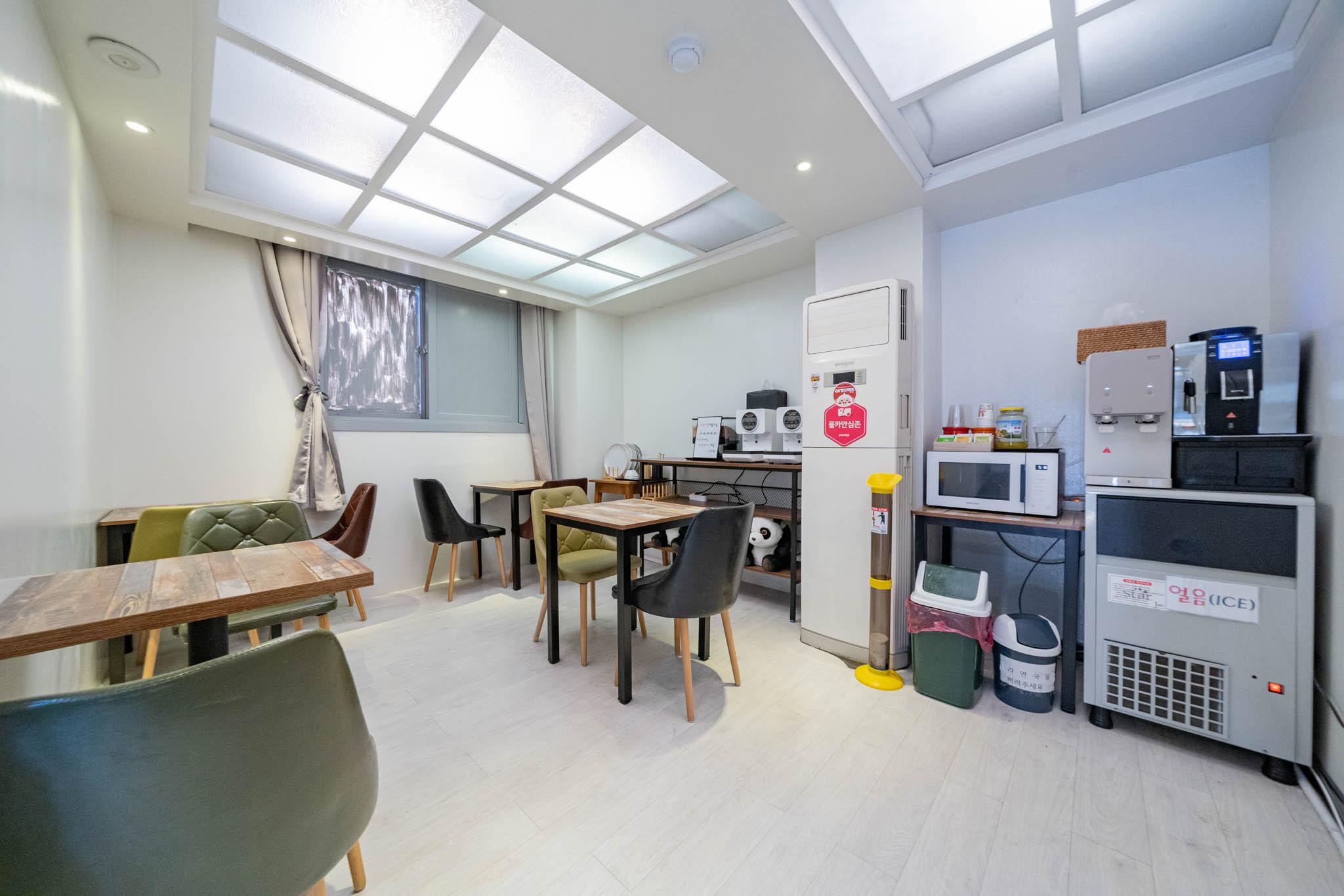 청주 Z HOTEL(제트호텔) (Cheongju Z HOTEL)