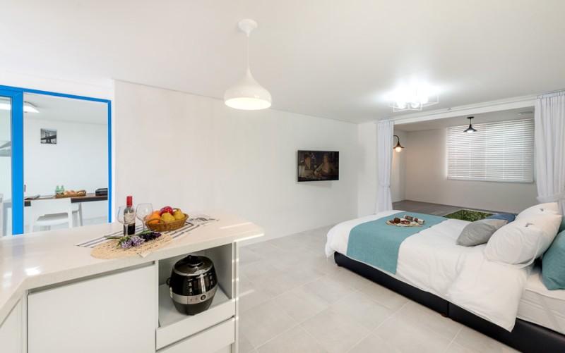 청주 블루스토리펜션 (Cheongju Blue Story Pension)