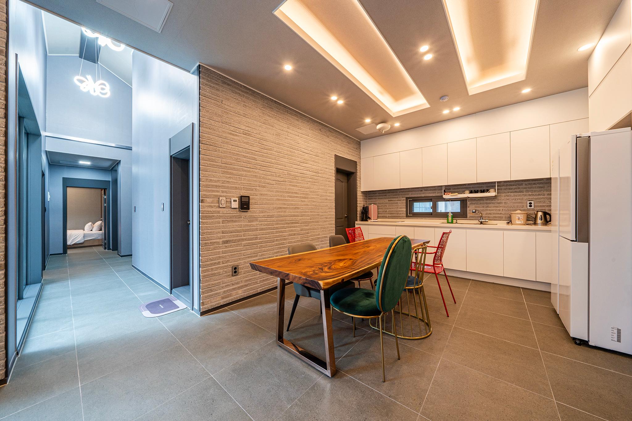 서산(대산) 더온관광호텔 (Seosan (Daesan) The On Tourist Hotel)