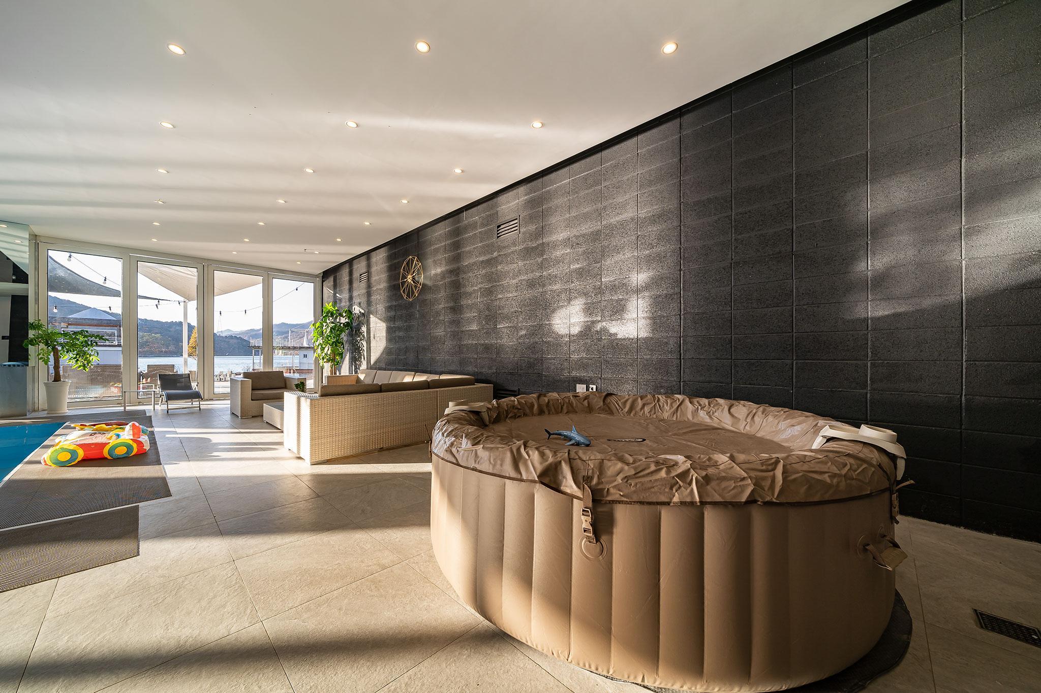 호텔 하우스 (Hotel Haus)