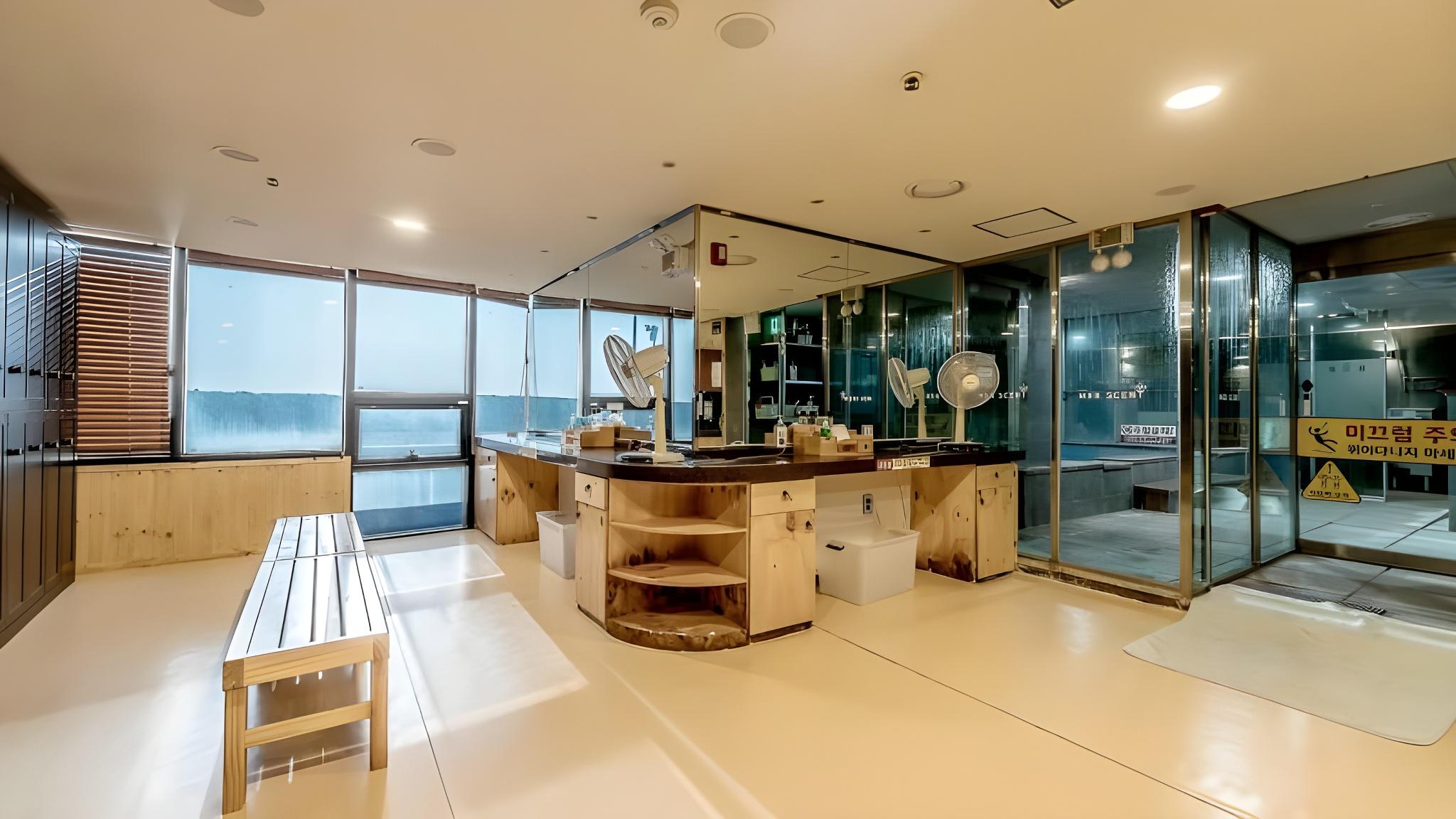 영덕 메르센트풀빌라 (Yeongdeok Mercedes Full Villa)