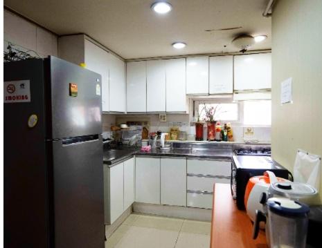 화성 게스트하우스 (Hwaseong Guest House)