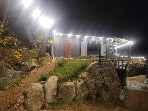 다온숲펜션 (Daon Forest Pension)