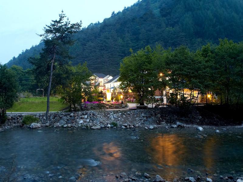 솔내음 펜션 (Sol Smell Pension)