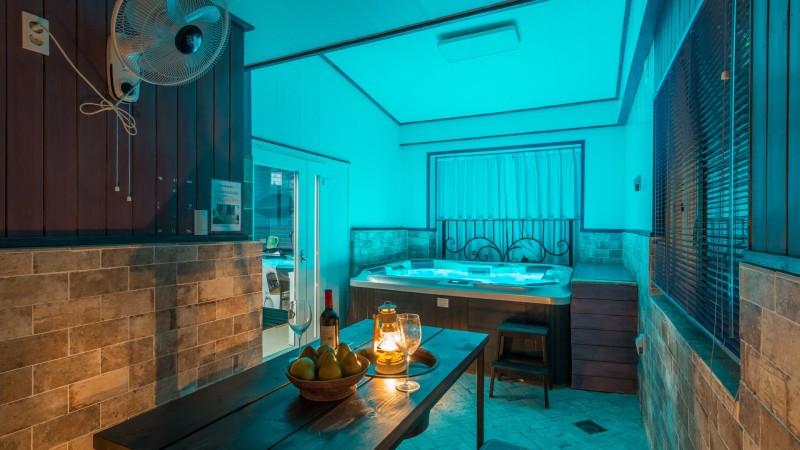 괴산 글램펜션 (Goesan Glam Pension)