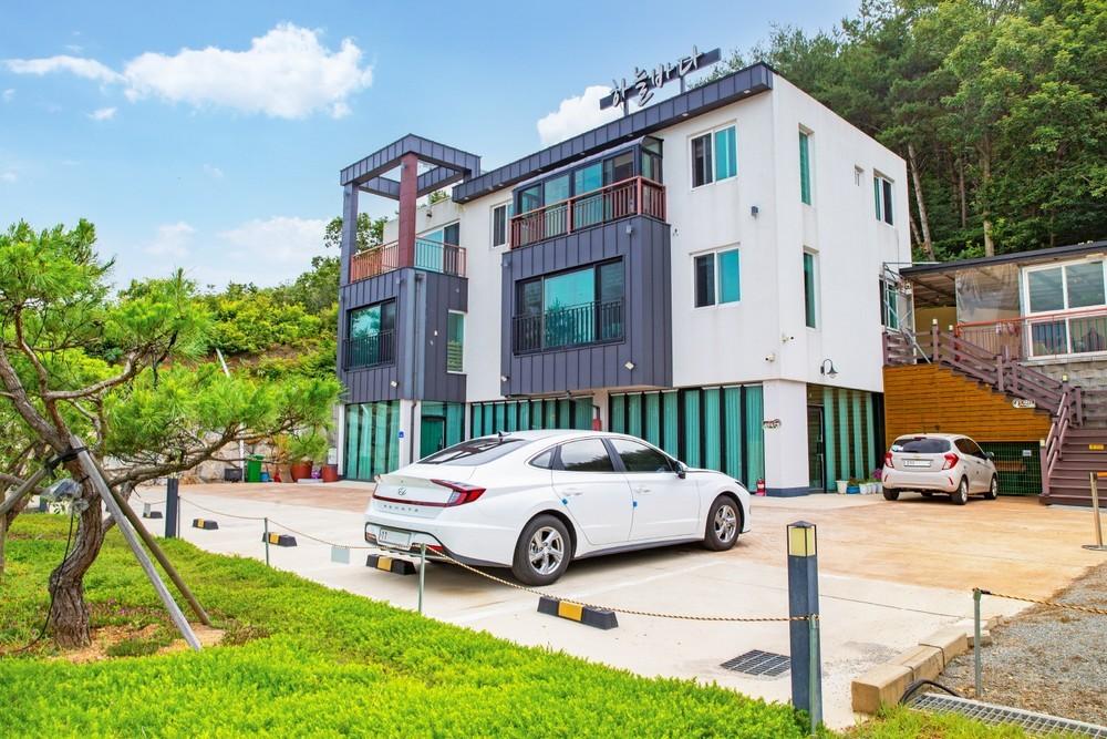 하늘바다 펜션 (Haneulbada Pension)