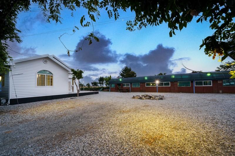 서산 남문토방펜션 (독채,단체,일몰명소,선착장인근) (Seosan Nammun Tobang Pension (private house, group, sunset spot, near the marina))