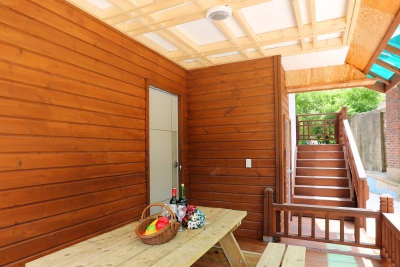 무주 덕유산숲펜션 (Muju Deogyusansup Pension)