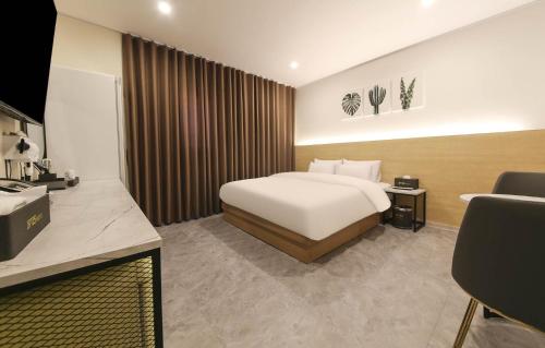 넘버25 호텔 목포상동점 (No.25 Mokpo Sangdong)