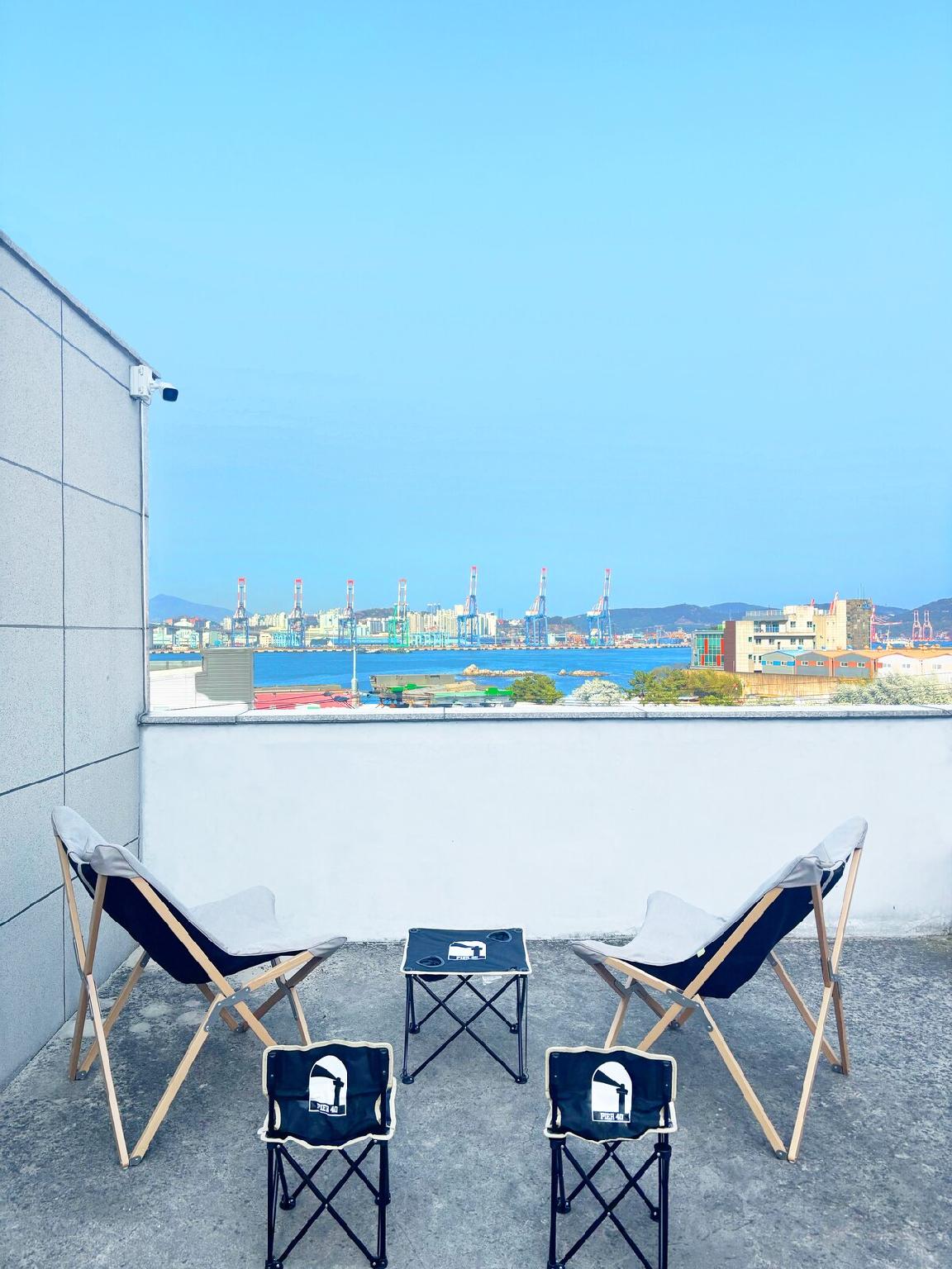 영도구의 프라이빗 하우스 (103m², 침실 2개, 프라이빗 욕실 2개) (Pier40 합법숙소, 오션뷰, 주차가능, 집안 파티 노래 가능 12명 숙소, 옥상 야경)