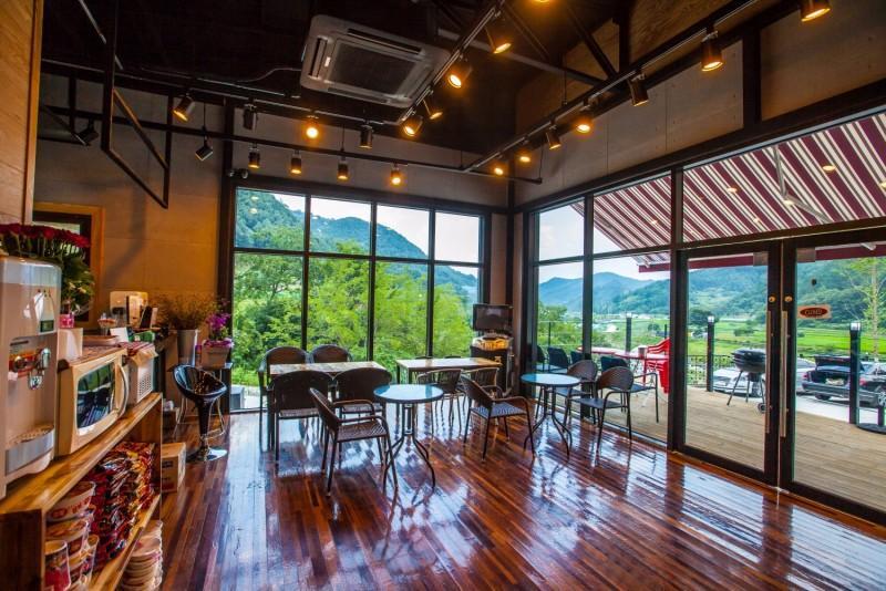 성주 포천리컴펜글펜션 (Seongju Pocheon Licome Pengle Pension)