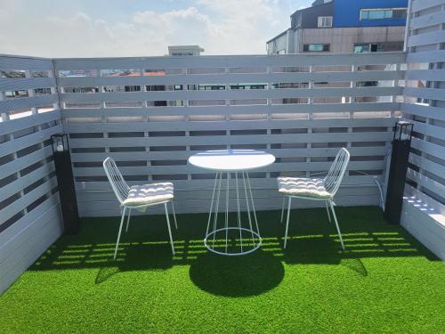 호텔 라자비 (Hotel raza b)