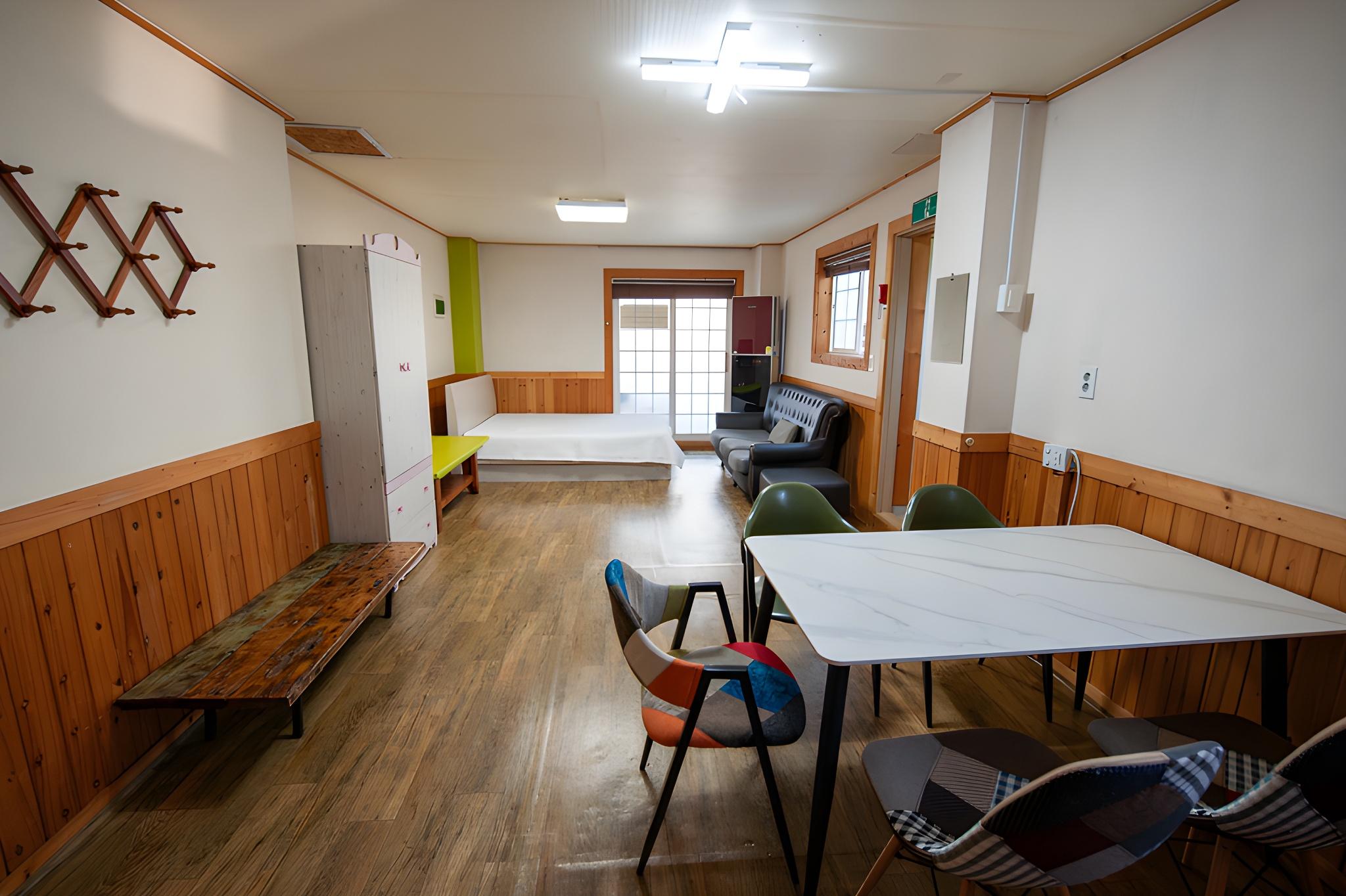 삼척 장호그린펜션 (Samcheok Jangho Green Pension)