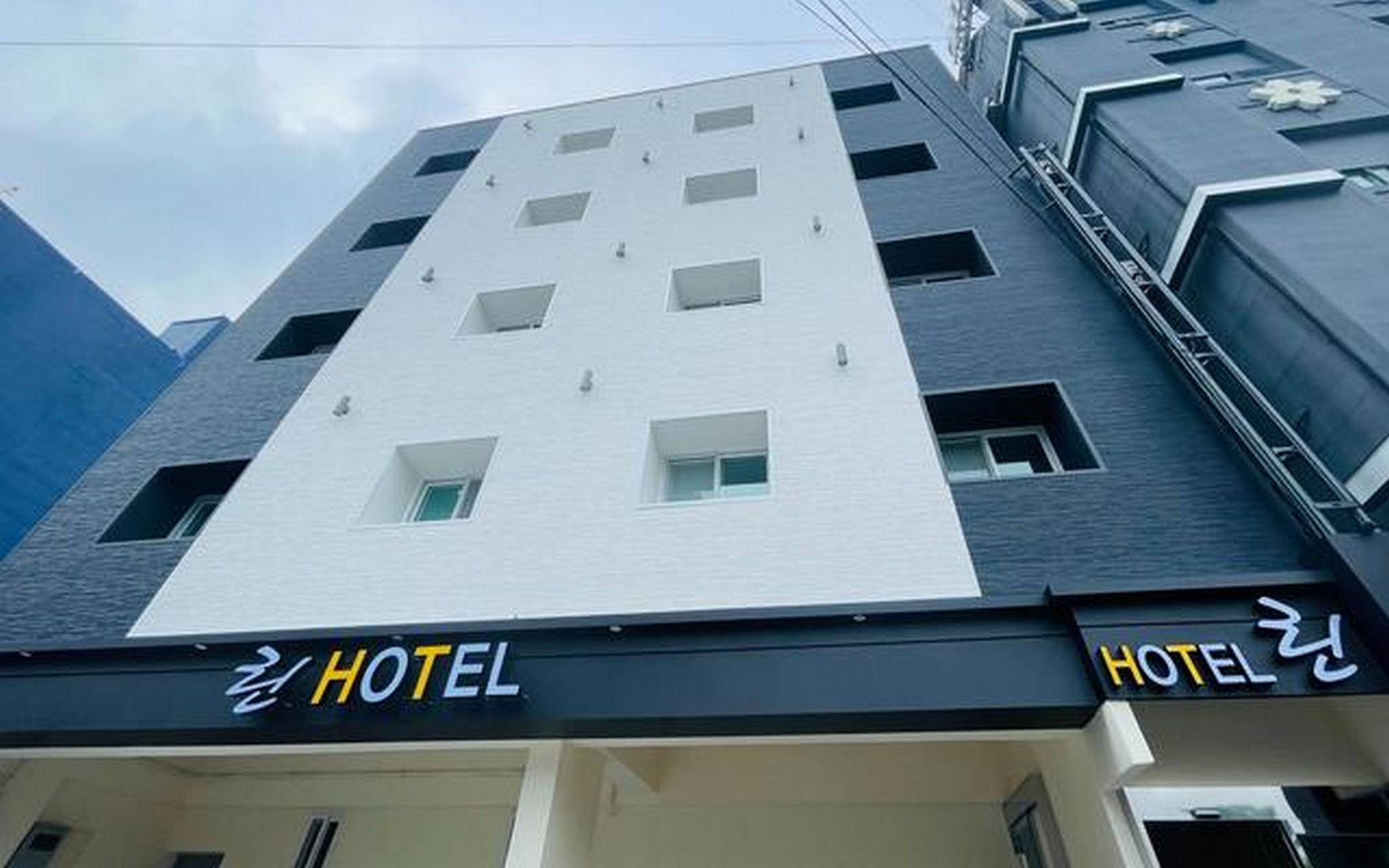 목포 호텔 린 (Mokpo Hotel LIN)