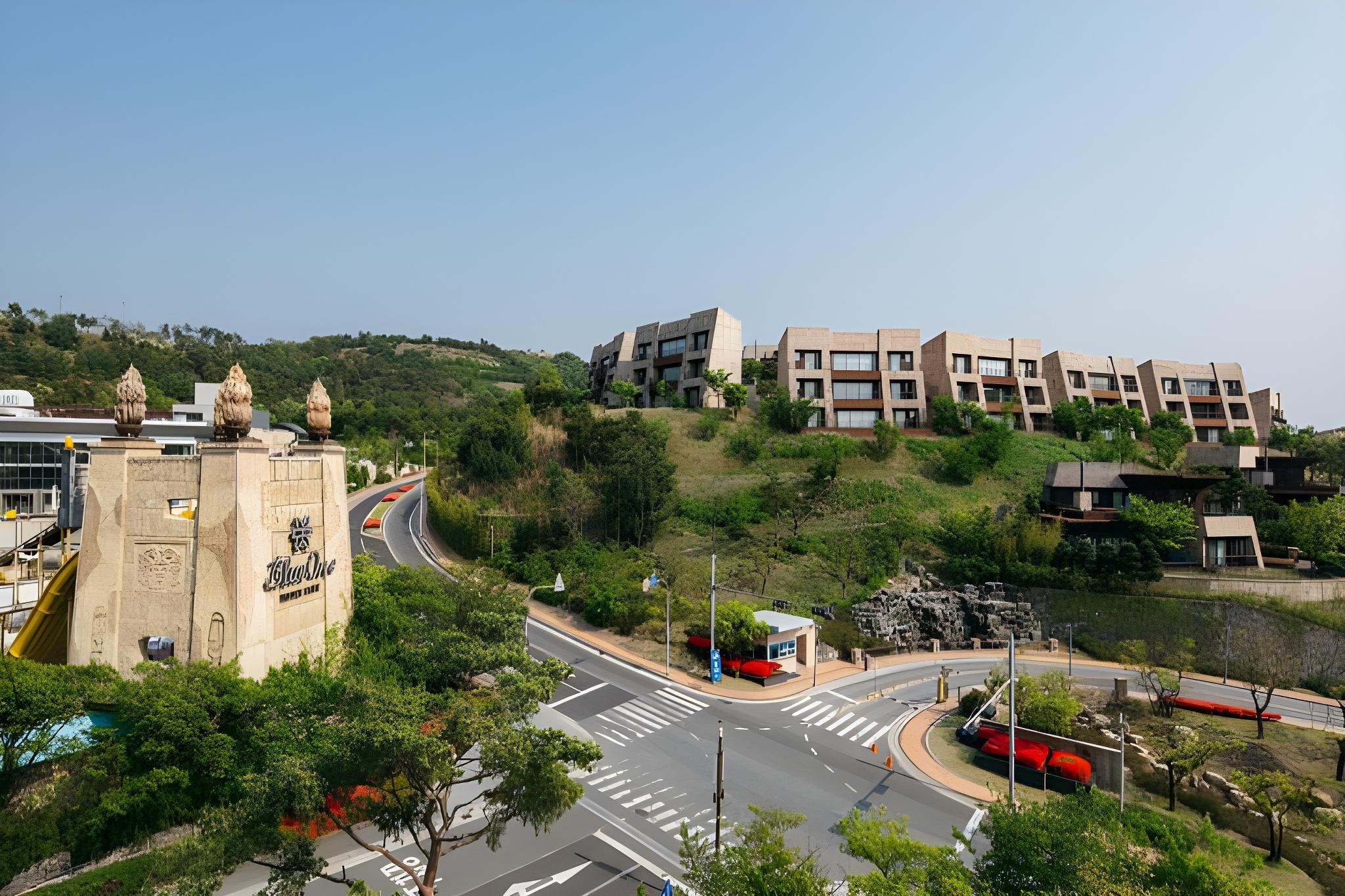 강동리조트 (구, 블루원) (Gangdong Resort (formerly Blue One))