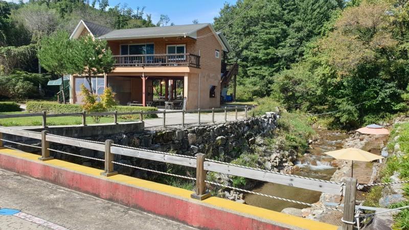 평창 봉평별빛펜션(휘닉스평창 4km 5분거리) (Pyeongchang Bongpyeong Starlight Pension (Phoenix Pyeongchang 4km 5 minutes away))