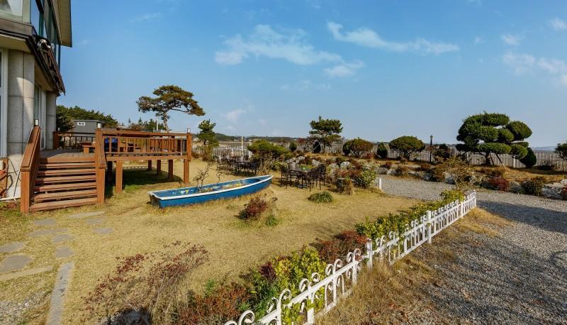 대부도 바닷가힐링캠프펜션 (Daebudo Seaside Healing Camp Pension)