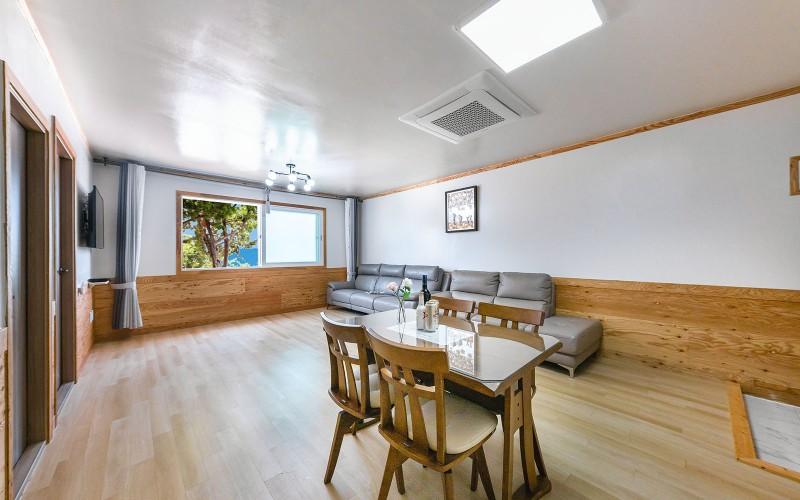 여수 금오도 시공간펜션 (Yeosu Geumodo Time and Space Pension)