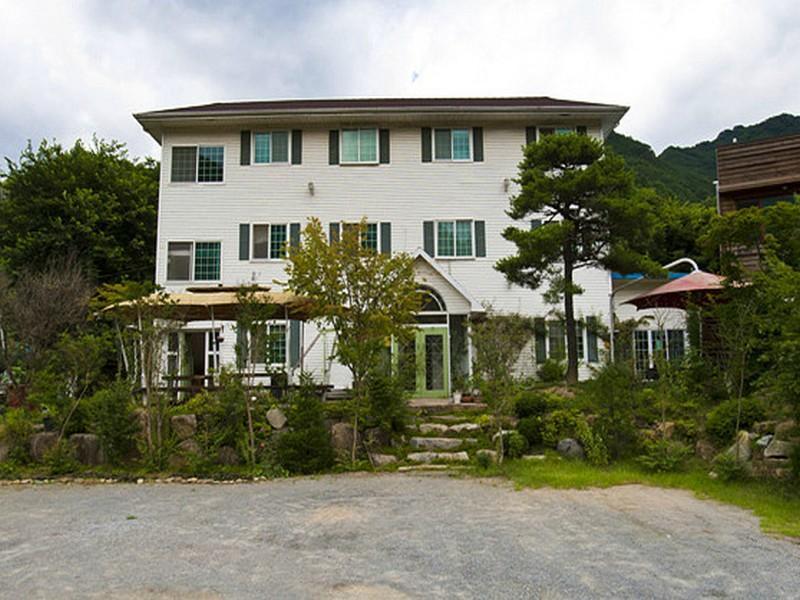 굿스테이 소백산에서 펜션 (Goodstay At Sobaeksan Pension)