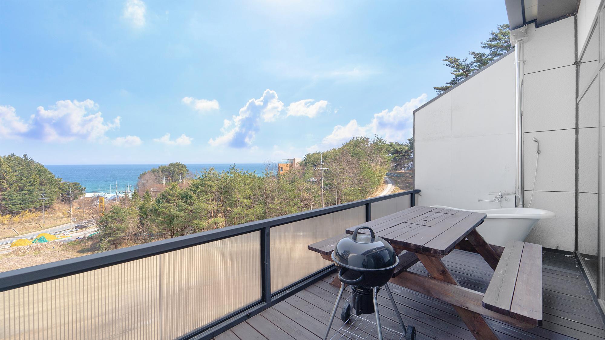 양양 인메모리 펜션 (Yangyang In Memory Pension)