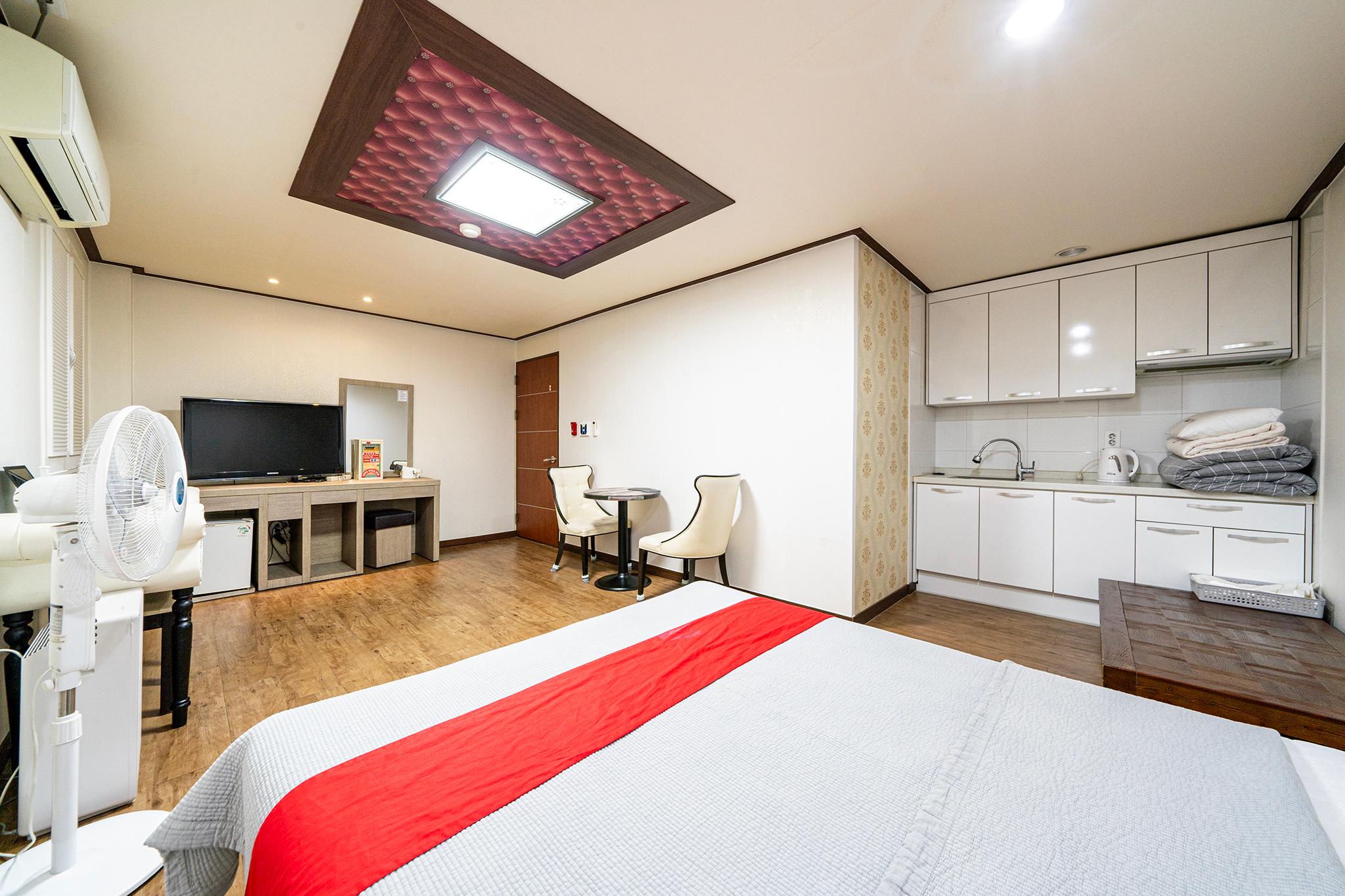 단양 궁전 (Danyang Gungjeon)