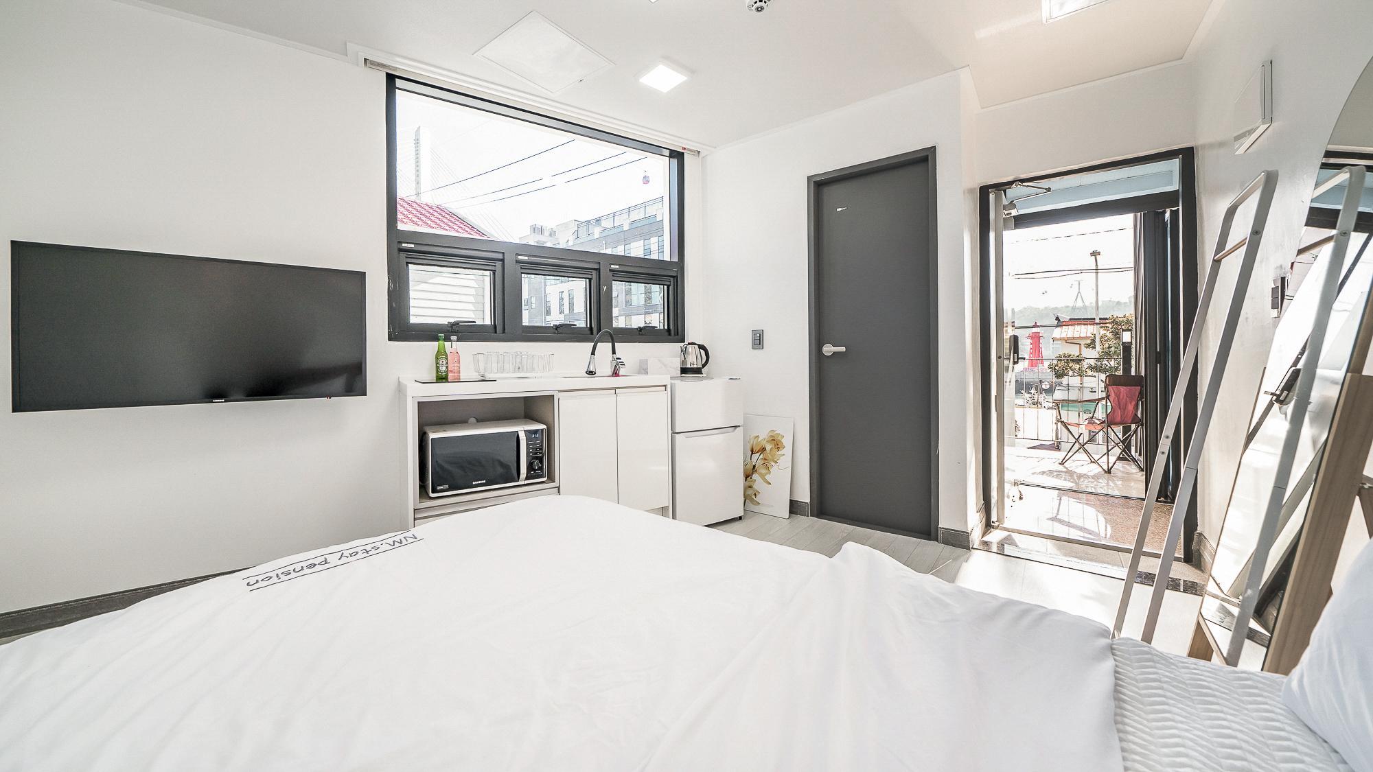 여수 낭만스테이 펜션 (Yeosu Nangmanstay pension)