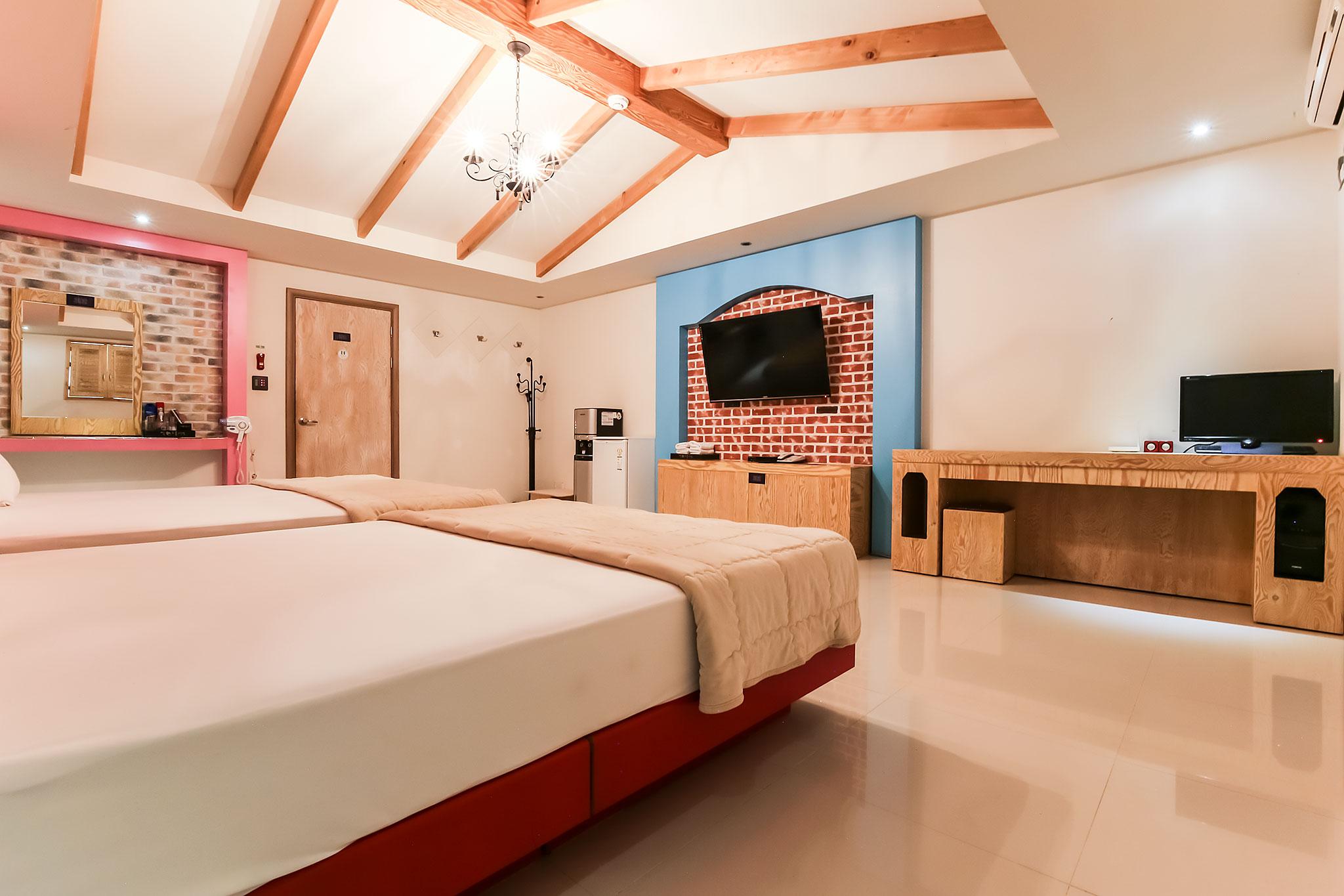 진천 소풍 무인텔 Drive-in (Jincheon Sopoong unmanned hotel Drive-in)