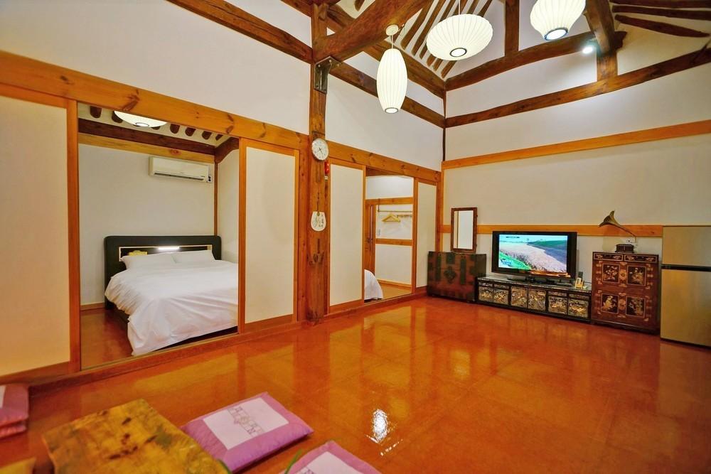 풍남헌 고택 (Pungnamheon Old House in Jeonju Hanok Village)