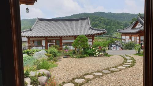 보성 신록 한옥 펜션 (Boseong Greenery Hanok Pension)