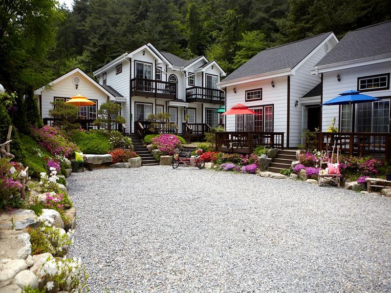 솔내음 펜션 (Sol Smell Pension)