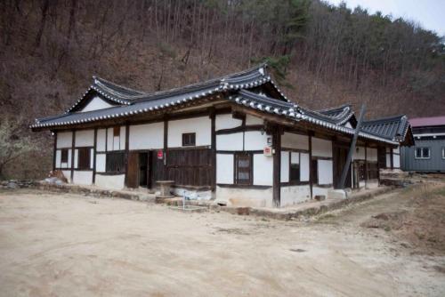 수졸당 고택 (Sujoldang Hanok Guesthouse)