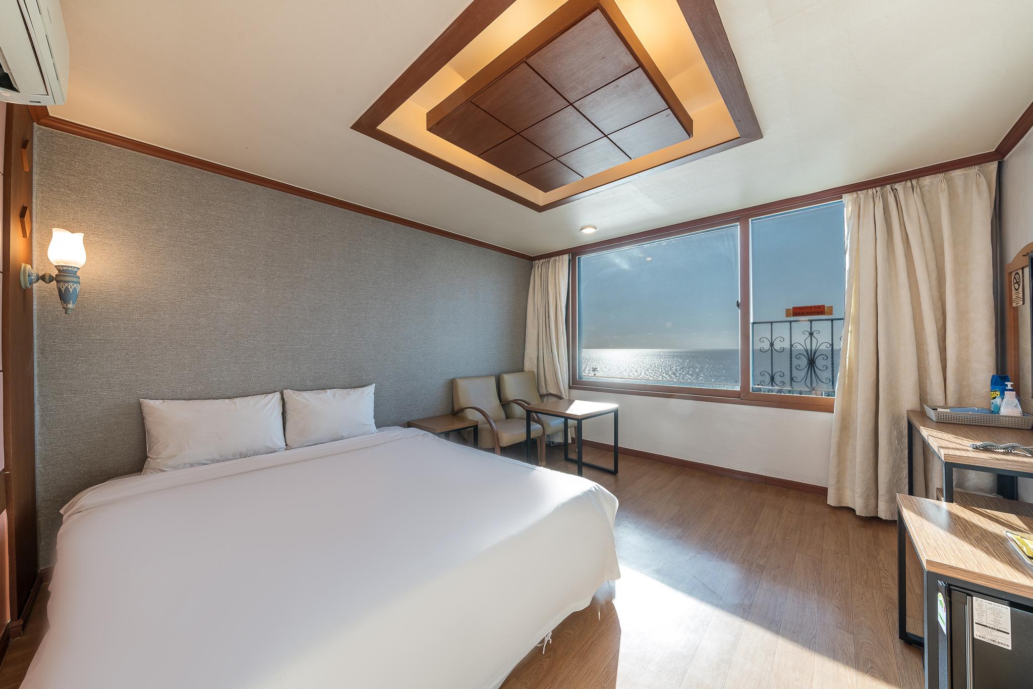 노바 모텔 (Nova Motel)