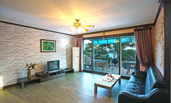 Sea and Pine Forest Pension