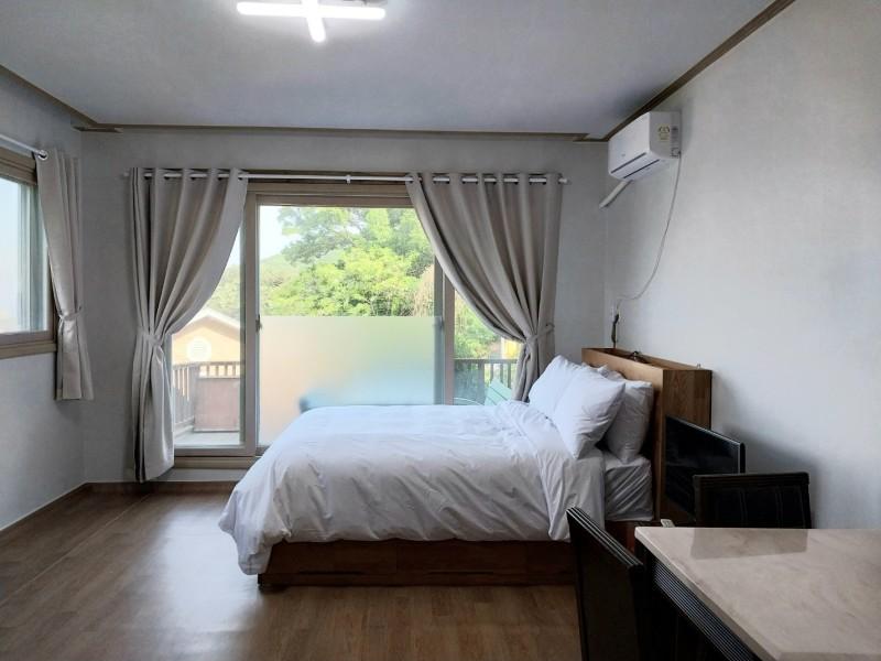 인천(무의도) 상수리나무아래펜션 (Incheon (Muuido) Pension under the oak tree)